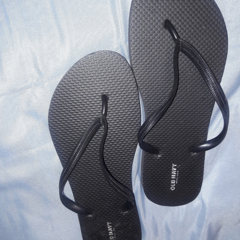 Sandals - Picture 2 of 3